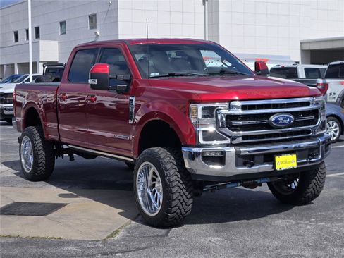 Used 2022 Ford F250 Lariat w/ Lariat Ultimate Package AWD/4WD image 2
