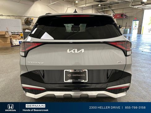 Used 2023 Kia Sportage SX AWD/4WD image 7