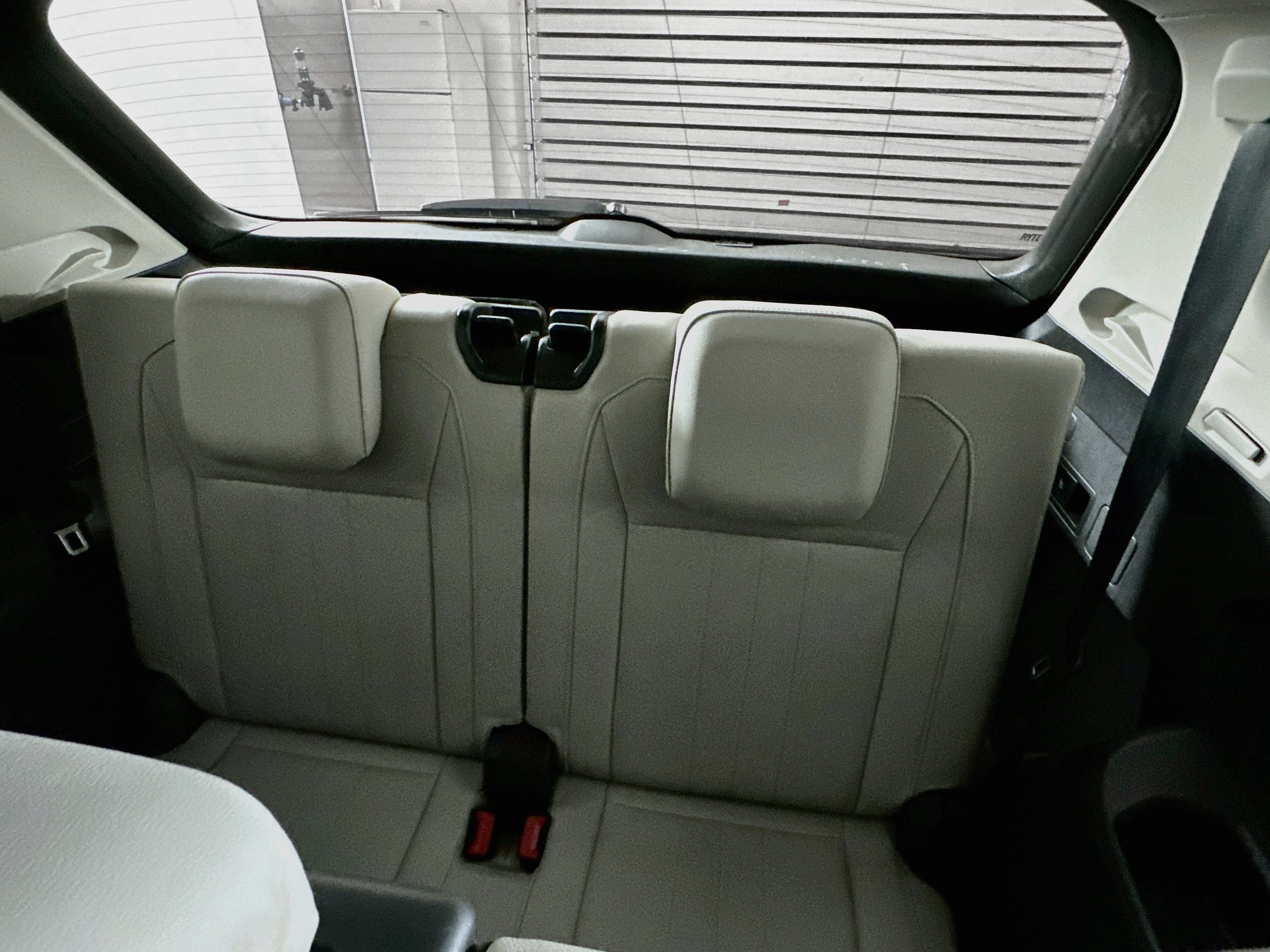 Used 2022 Volkswagen Tiguan SE FWD image 28