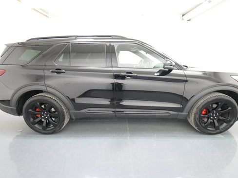 Used 2020 Ford Explorer ST w/ ST High-Performance Pack AWD/4WD image 10