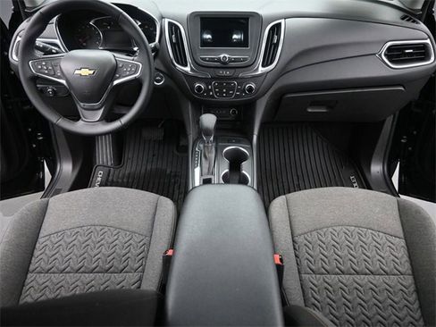 Used 2024 Chevrolet Equinox LT image 23