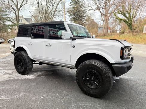 Used 2022 Ford Bronco Outer Banks image 10