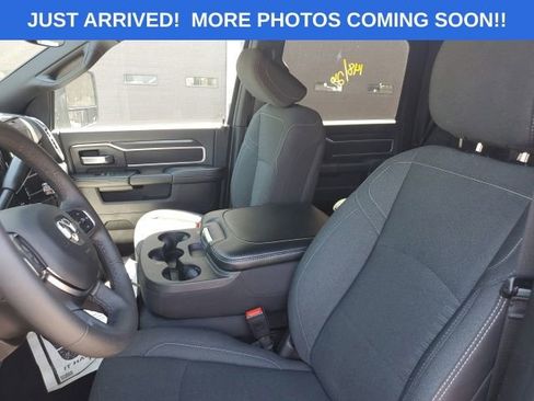Used 2026 RAM 2500 Big Horn AWD/4WD image 12