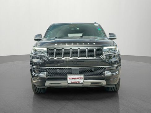 Used 2024 Jeep Wagoneer Series II w/ Flexible Seating Group image 2