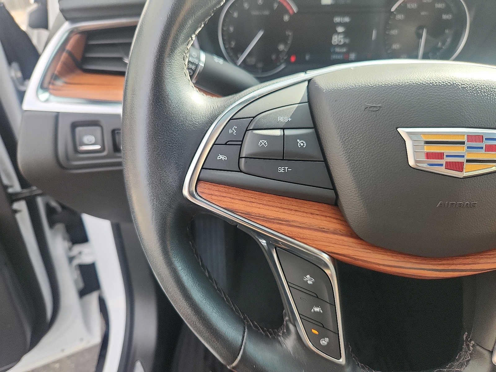 Used 2023 Cadillac XT5 Premium Luxury AWD/4WD image 20