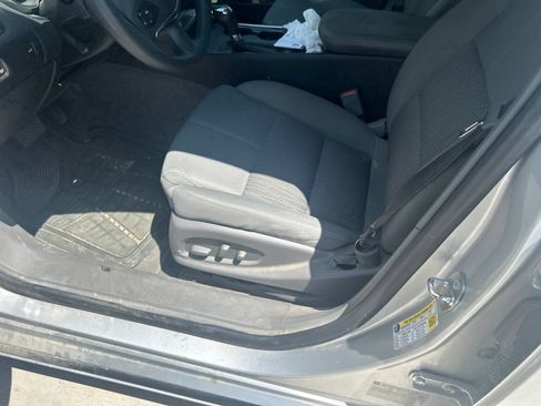 Used 2017 Chevrolet Impala LS FWD image 7