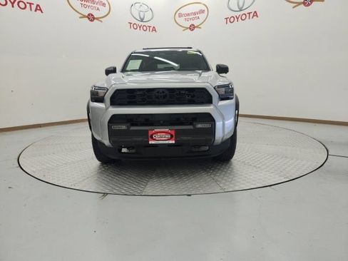 Used 2025 Toyota 4Runner TRD Off-Road Premium w/ Tow Technology Package AWD/4WD image 4