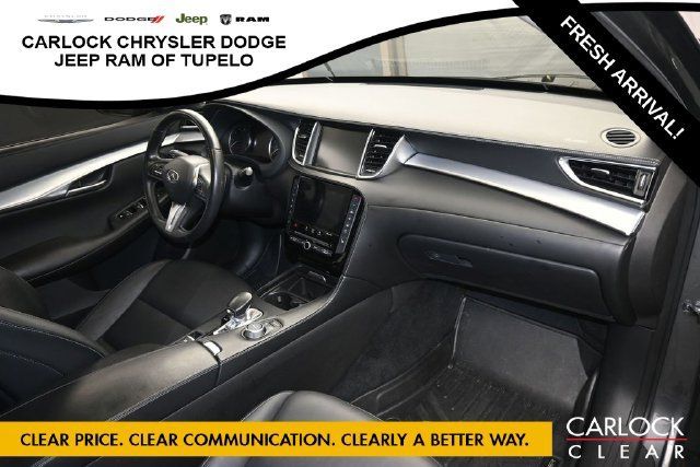 Used 2019 INFINITI QX50 Luxe w/ Navigation Package AWD/4WD image 40