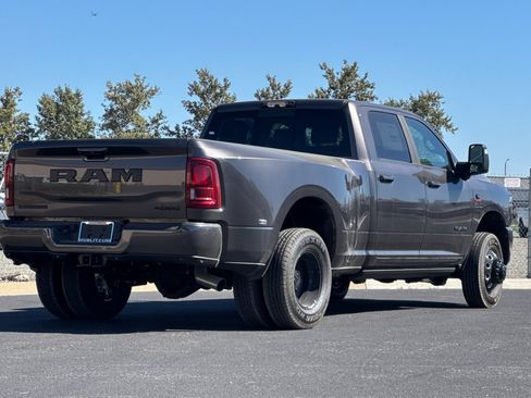 New 2026 RAM 3500 Laramie AWD/4WD image 3