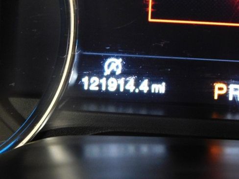 Used 2018 Ford F150 Lariat image 32