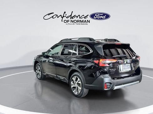 Used 2022 Subaru Outback Limited AWD/4WD image 6