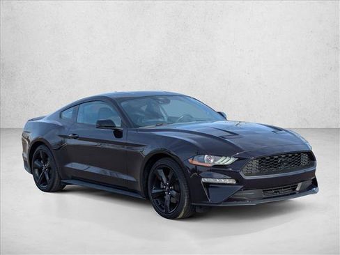 Used 2022 Ford Mustang Premium w/ Equipment Group 201A image 3