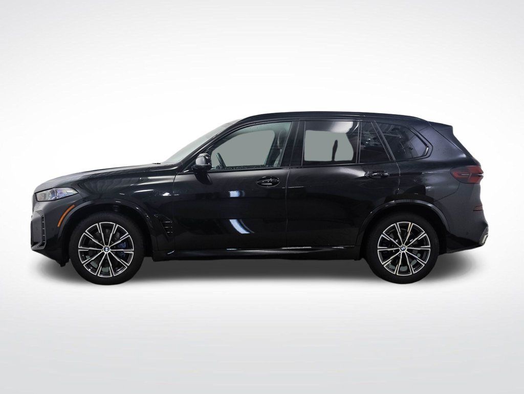 Used 2025 BMW X5 M60i w/ Executive Package AWD/4WD image 2