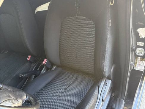 Used 2018 Nissan Versa Note SV FWD image 26