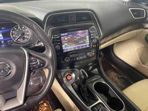 Used 2016 Nissan Maxima Platinum image 16