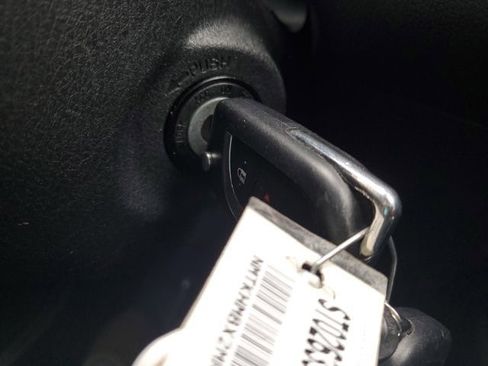 Certified 2021 Toyota C-HR LE image 22