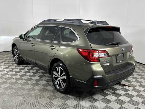 Used 2018 Subaru Outback 2.5i Limited image 10