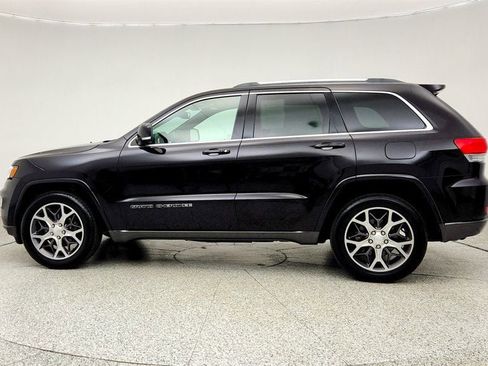 Used 2018 Jeep Grand Cherokee Limited RWD image 8