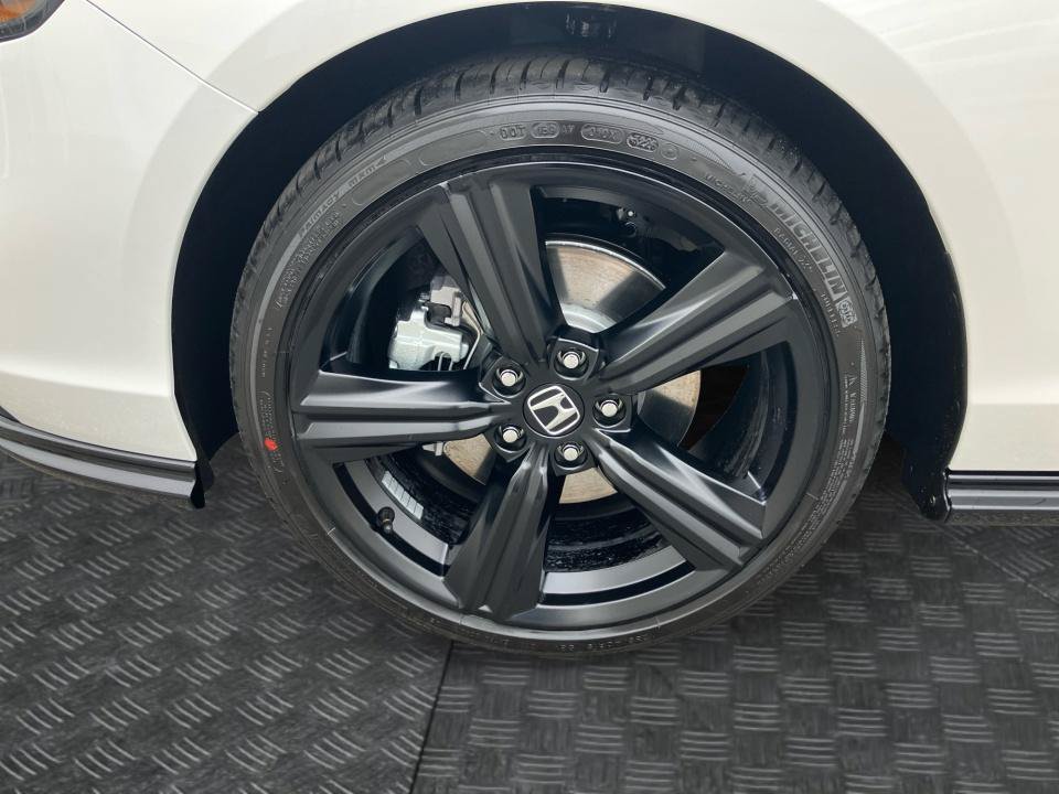 New 2026 Honda Accord Sport image 27
