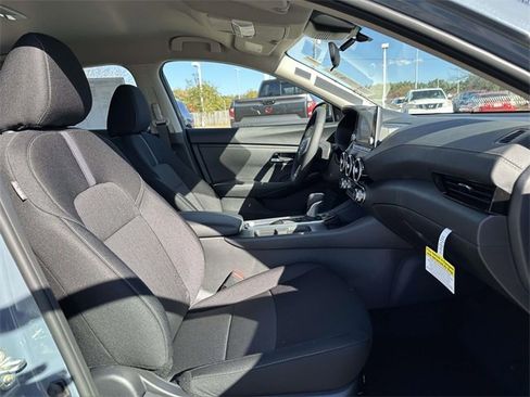 New 2025 Nissan Sentra SV w/ All-Weather Package image 11