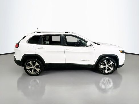 Used 2019 Jeep Cherokee Limited FWD image 9