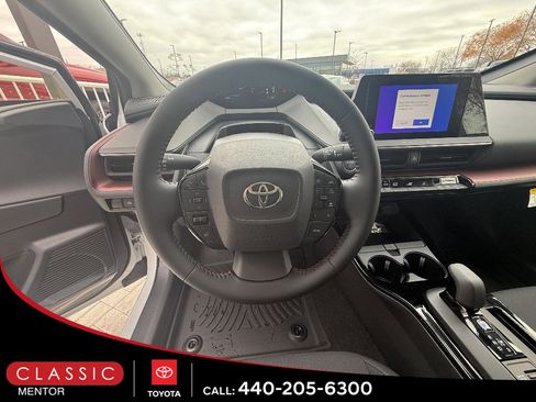 New 2026 Toyota Prius Plug-In Hybrid FWD image 11