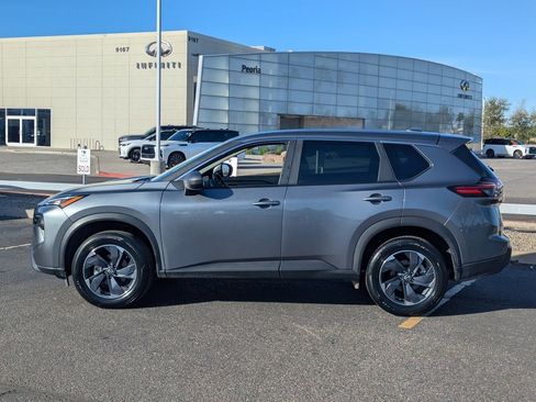 Certified 2025 Nissan Rogue SV image 3
