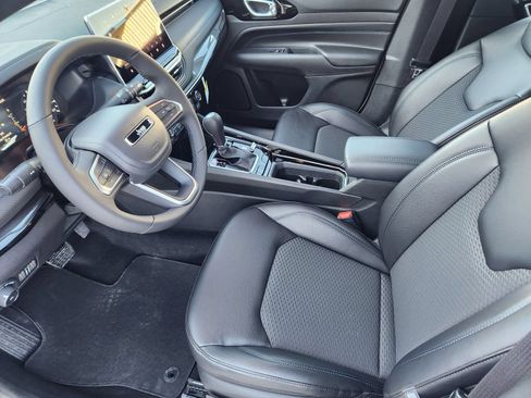 New 2026 Jeep Compass Latitude AWD/4WD image 13