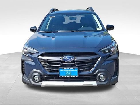Used 2023 Subaru Outback Limited AWD/4WD image 2