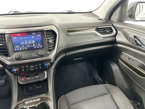 Used 2022 GMC Acadia AT4 image 27