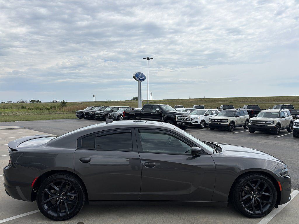 Used 2023 Dodge Charger SXT w/ Blacktop Package RWD image 6