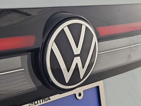 New 2026 Volkswagen Taos SE AWD/4WD image 11