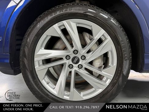 Used 2023 Audi Q7 2.0T Premium Plus AWD/4WD image 13