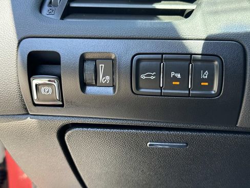 Used 2016 Chevrolet Impala LTZ FWD image 41