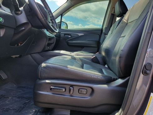 Used 2021 Honda Pilot EX-L image 16