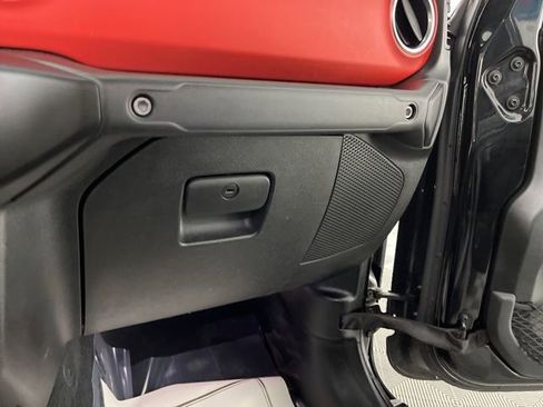 Used 2020 Jeep Gladiator Rubicon image 36