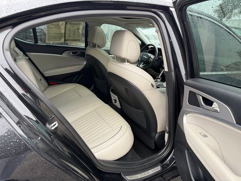 Used 2020 Genesis G70 3.3T w/ Elite Package image 30