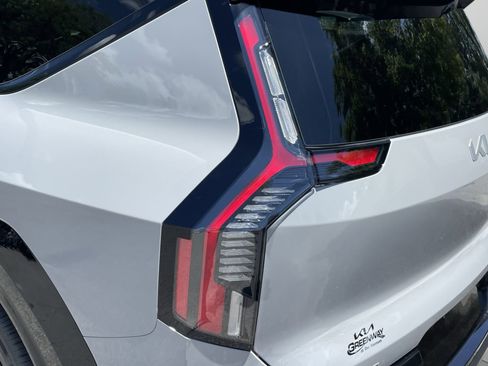 New 2026 Kia EV9 GT-Line image 7