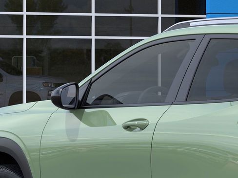 New 2026 Chevrolet Trax ACTIV FWD image 12