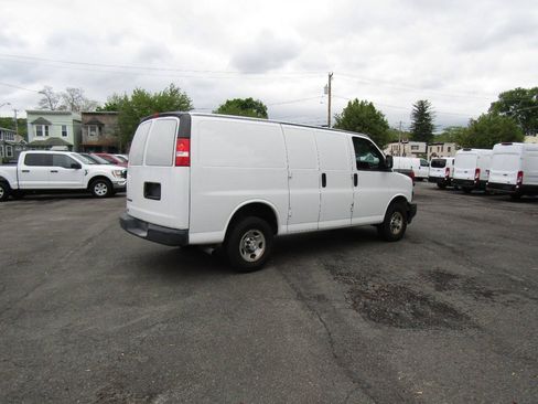 Used 2021 Chevrolet Express 2500 w/ Driver Convenience Package RWD image 6