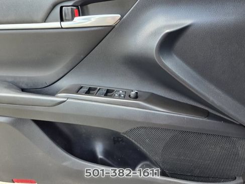 Used 2022 Toyota Camry LE FWD image 28