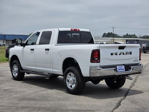 New 2026 RAM 2500 Tradesman AWD/4WD image 4