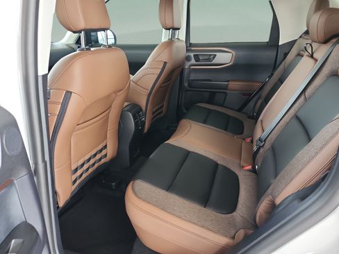New 2026 Ford Bronco Sport Outer Banks w/ Outer Banks Tech Package+ AWD/4WD image 16