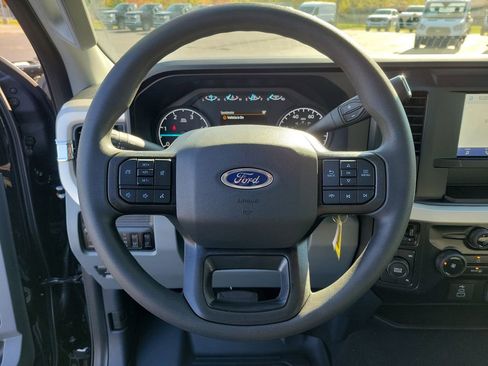 New 2026 Ford F450 XLT w/ 360-Degree Camera Package image 17