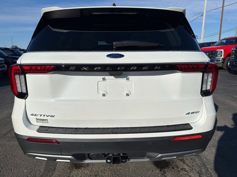 New 2026 Ford Explorer Active w/ Active Comfort Package image 7