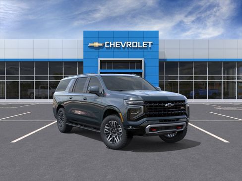 New 2026 Chevrolet Suburban Z71 w/ Z71 Off-Road Package AWD/4WD image 1