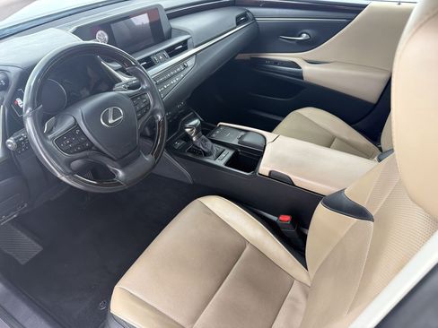 Used 2021 Lexus ES 350 w/ Premium Package FWD image 27