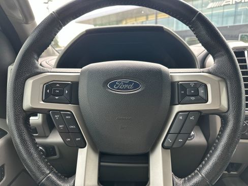 Used 2015 Ford F150 Lariat w/ Equipment Group 502A Luxury image 23