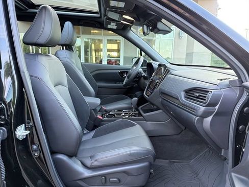 Used 2026 Subaru Forester Touring AWD/4WD image 18