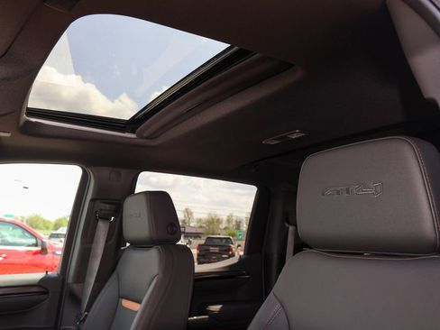 New 2026 GMC Sierra 1500 AT4 image 7